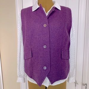 Ladies One of a Kind Vest NWOT